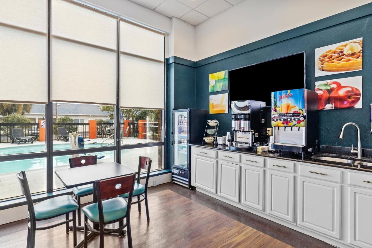 Garnet & Suites, Near Atlantic Beach Hotel Morehead City